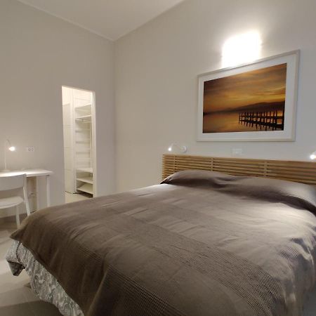 Downtown Apartments Merlo มิลาน ภายนอก รูปภาพ